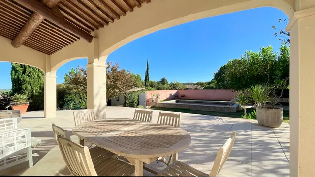 Villa in Uzes, Provence - Var