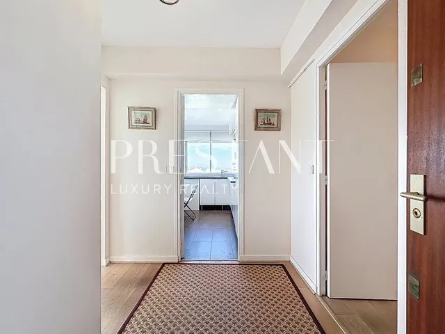 Bare Ownership Apartment – Biarritz Saint-Charles, terraces and ocean view, parking and elevator