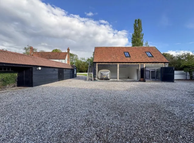 Moat Farm Mill Road, Halstead CO9 4SG