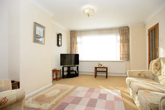 2 Sirdar Strand, Gravesend DA12 4LP