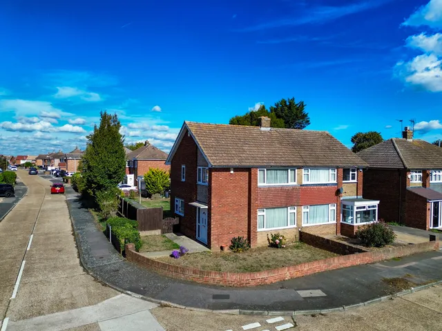 2 Sirdar Strand, Gravesend DA12 4LP