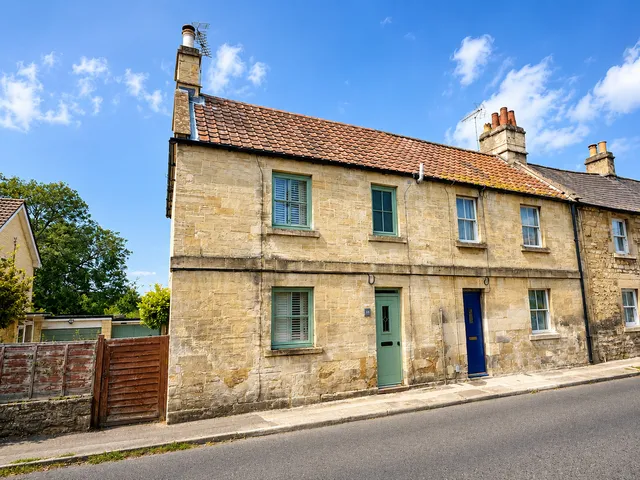 228 Trowbridge Road, Bradford-on-Avon BA15 1EY