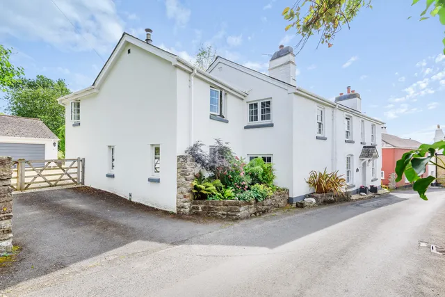 Vine Cottage Broadhempston, Totnes TQ9 6BD