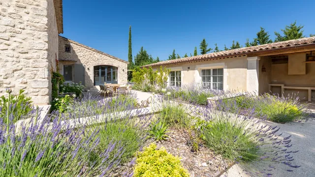 Villa in Eygalieres, Provence - Var