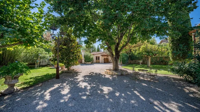 Villa in Molleges, Provence - Var