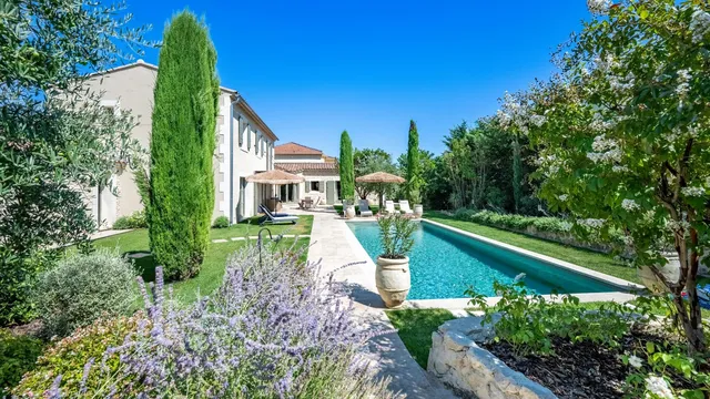 Villa in Eygalieres, Provence - Var