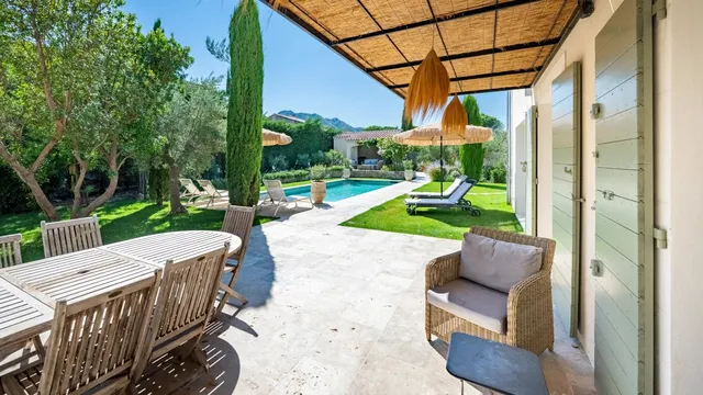 Villa in Eygalieres, Provence - Var
