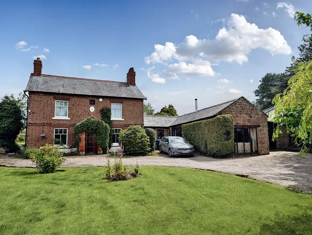 The Rocklands Woodfall Lane, Neston CH64 4BT