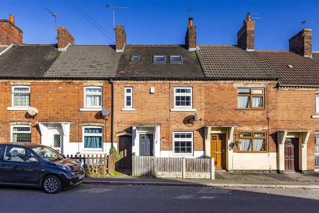 90 Belper Road, Ilkeston DE7 6FQ