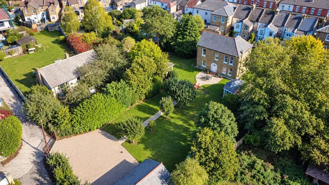 16a North Cray Road, Bexley DA5 3LZ