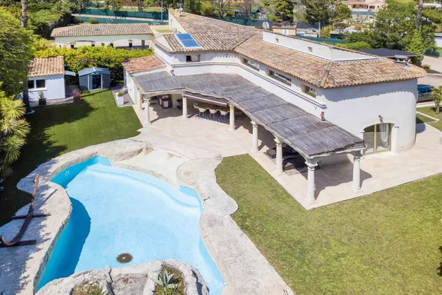 Villa in Valbonne, French Riviera