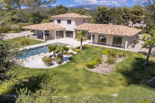 Villa in Roquefort Les Pins, French Riviera
