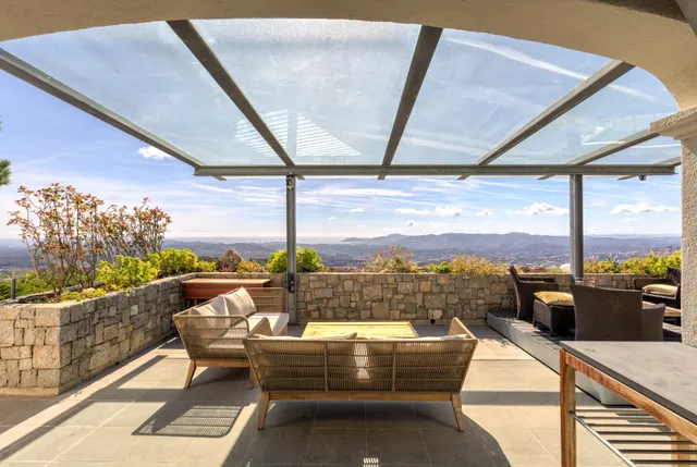 Villa in Chateauneuf Grasse, French Riviera