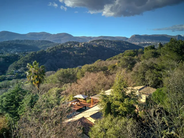 Villa in St Paul, French Riviera
