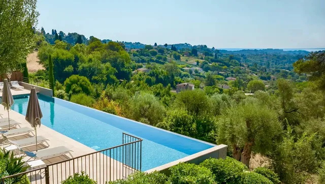Apartment in St Paul, French Riviera