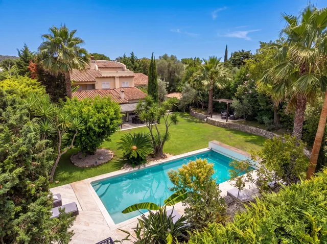 Villa in Antibes, French Riviera