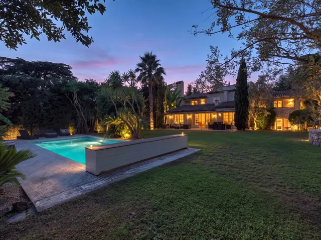 Villa in Antibes, French Riviera