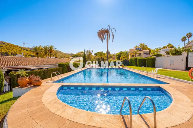 Townhouse in SAN PEDRO ALCÁNTARA, Málaga