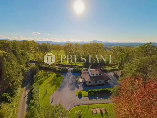 Exceptional Art Deco Property 30 Minutes from Biarritz – Pyrenees View, Swimming Pool and Landscaped Park