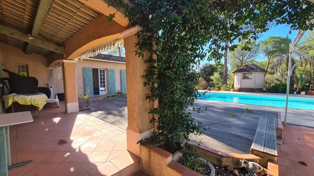 Villa in Puget Sur Argens, Provence - Var