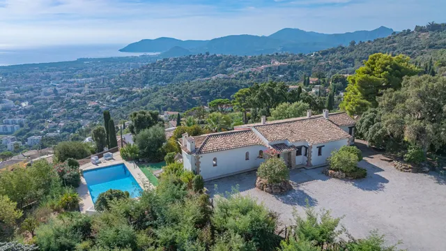 Villa in Mandelieu La Napoule, French Riviera
