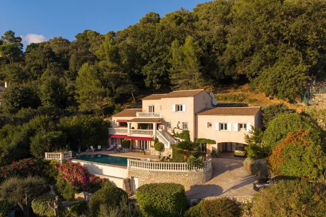 Villa in St Paul, French Riviera