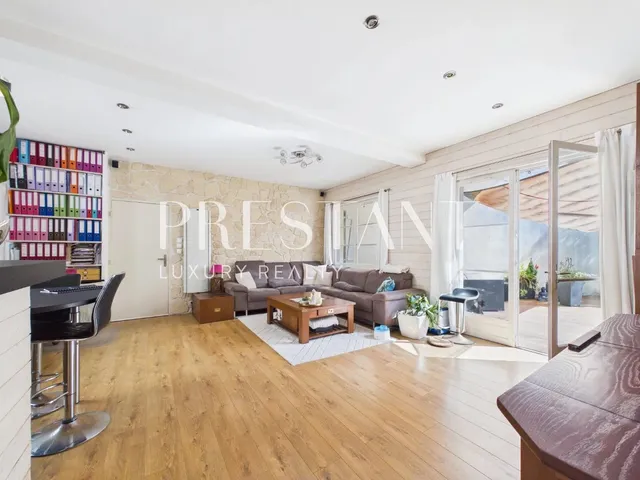Biarritz city centre — Apartment with tropical garden, terrace, garage