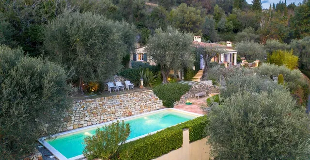 Villa in Chateauneuf Grasse, French Riviera