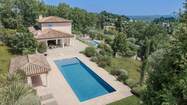 Villa in Chateauneuf Grasse, French Riviera