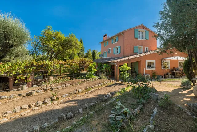 Villa in Grasse, French Riviera