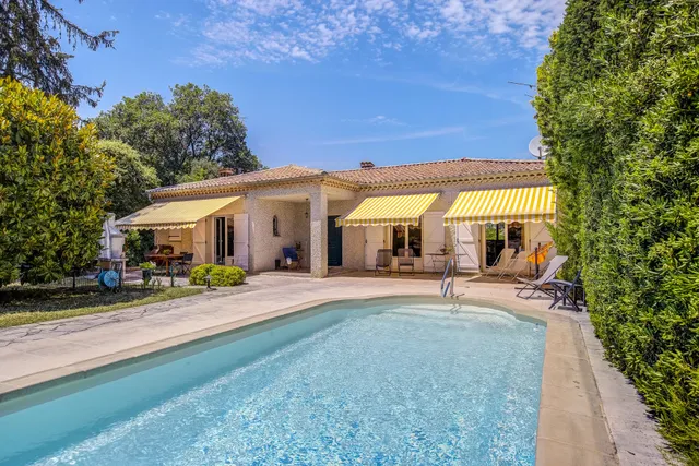 Villa in Roquefort Les Pins, French Riviera