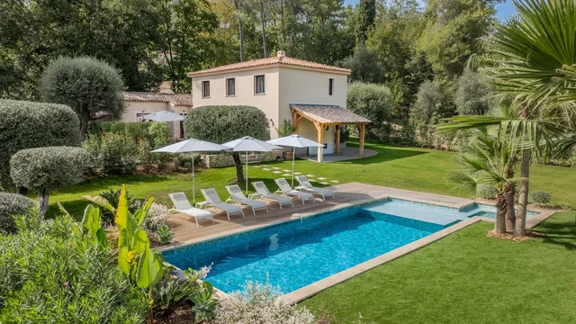Villa in Roquefort Les Pins, French Riviera