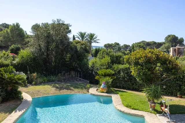 Villa in Antibes, French Riviera