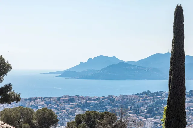 Land in Le Cannet, French Riviera