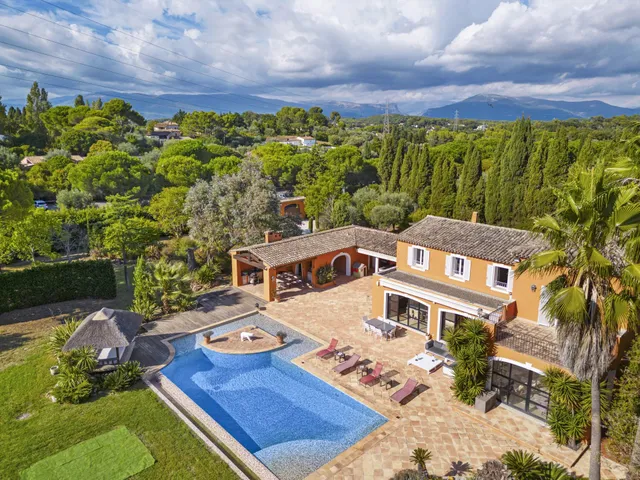 Villa in Mougins, French Riviera