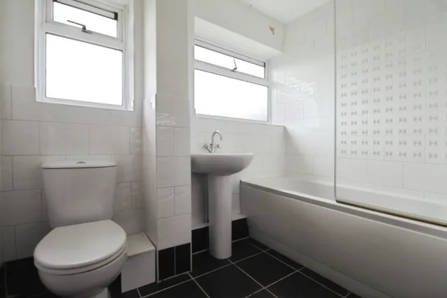 72 Forest Road, Colchester CO4 3RE