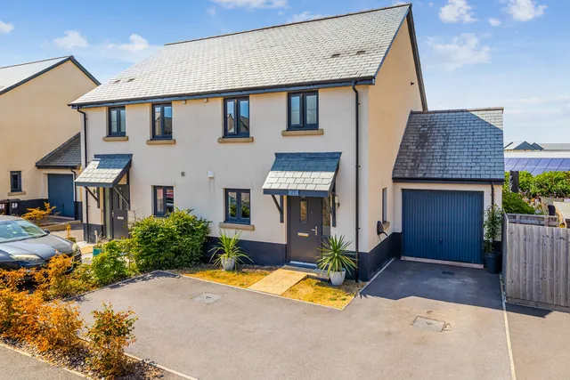 24 Cotton Road, Dartmouth TQ6 0FF