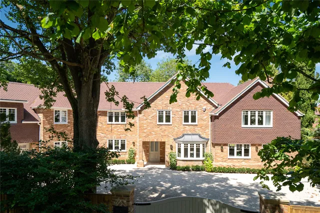 4, Hedgerley Lane, Gerrards Cross, Buckinghamshire