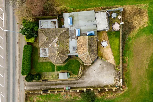 115 Bradford Road, Wakefield WF3 1SR