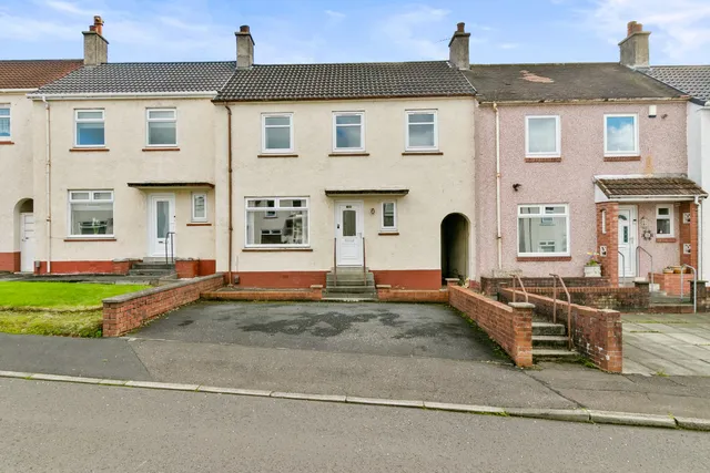 28 Annan Road, Kilmarnock KA1 3NE