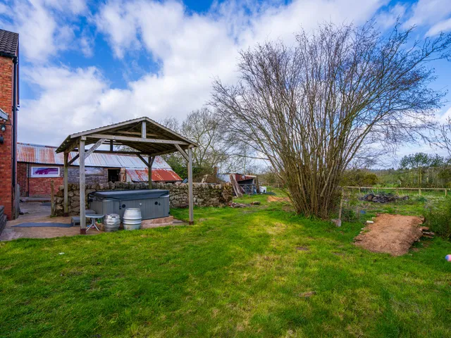 Autumn Grove, Kidderminster DY14 8RP