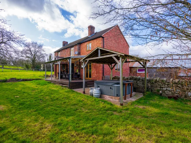 Autumn Grove, Kidderminster DY14 8RP