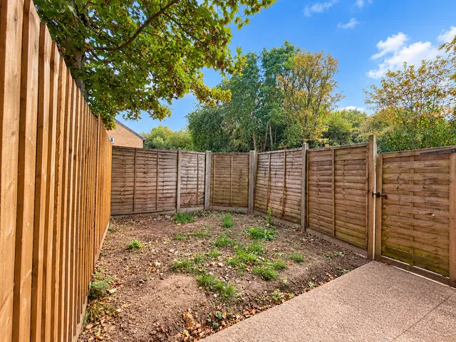 43 Alvington Manor View, Newport PO30 5NY
