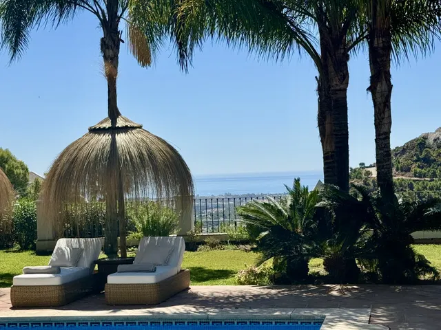 Villa in Benahavis, Malaga