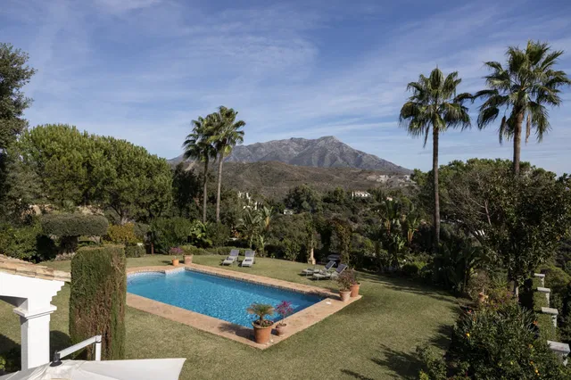 Villa in Benahavis, Malaga