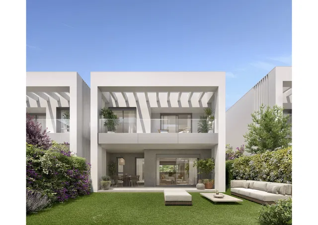 Town House in Marbella Este, Malaga