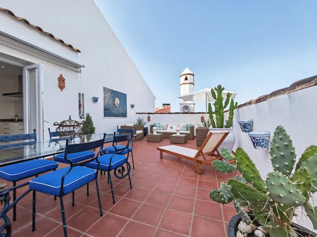 Duplex Penthouse in Marbella Este, Malaga