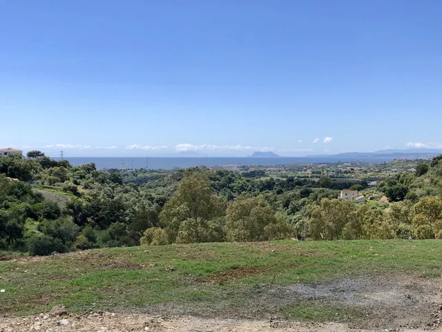 Plot in Estepona, Malaga