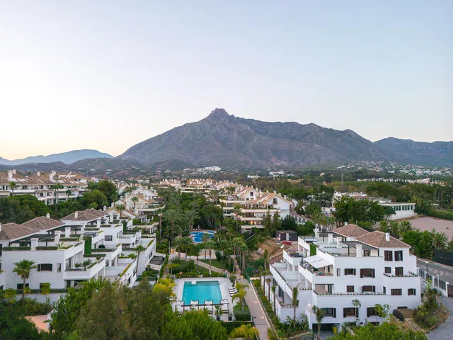 Duplex Penthouse in Marbella Golden Mile, Malaga