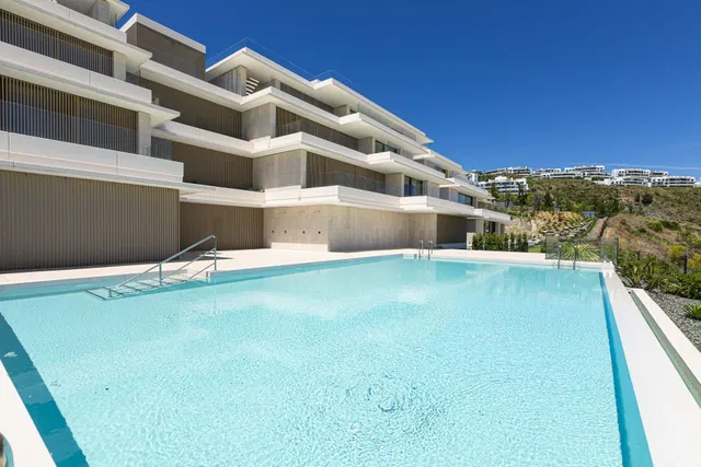 Apartment in Benahavis, Malaga